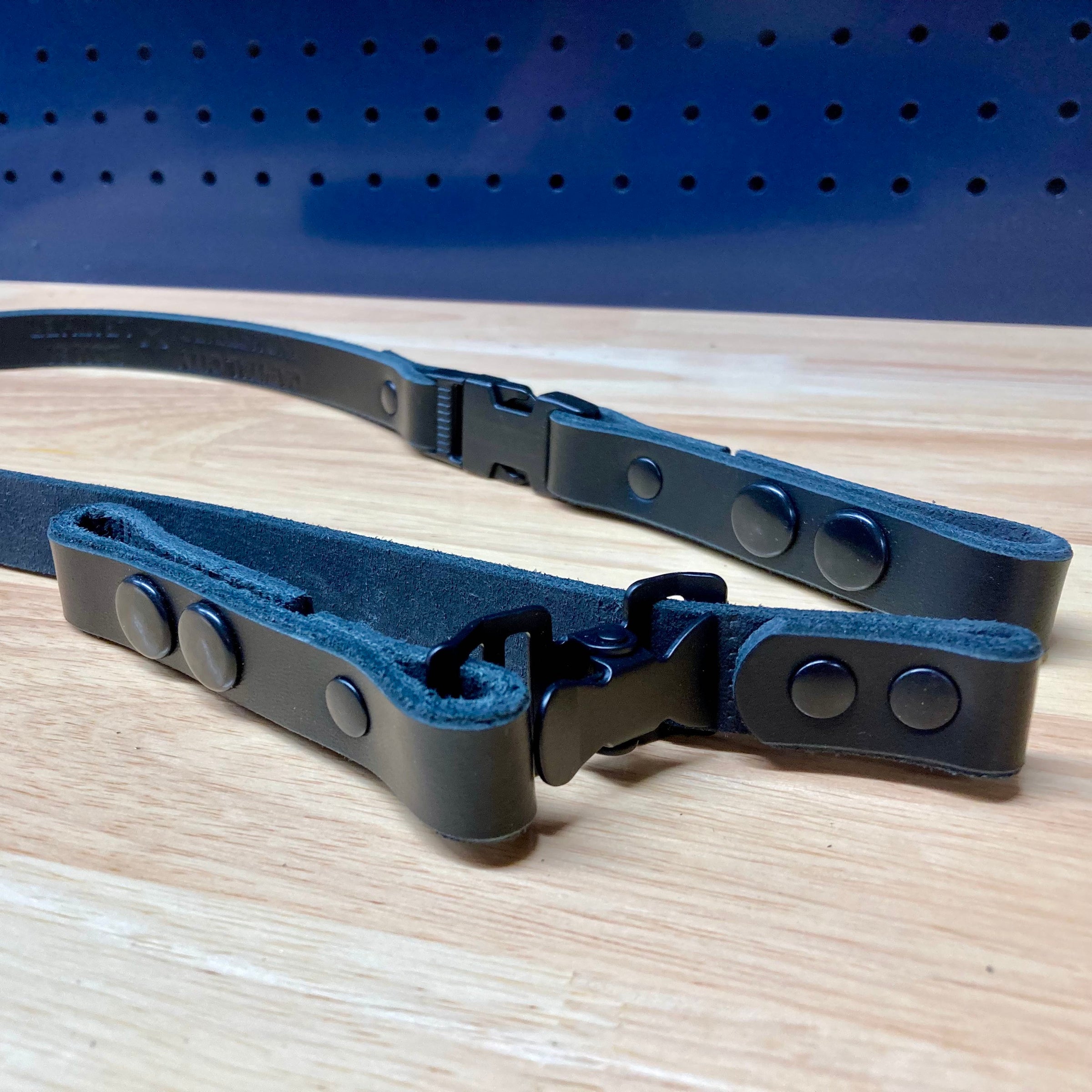 アンティーク サイコロカップ 革製 蓋付き 手作り革製ダイスカップ 蓋付き（受注生産） - Etsy 日本